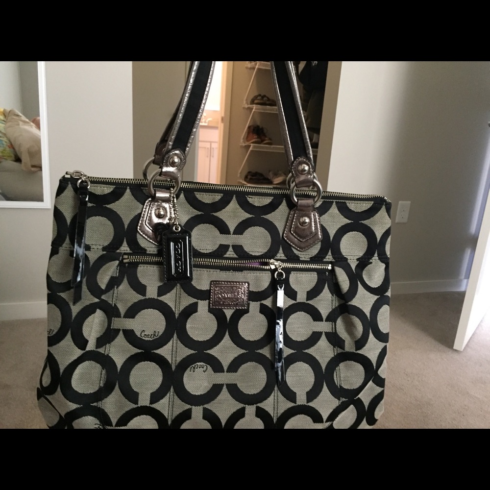 Poppy Coach Tote - Picture 2 of 7